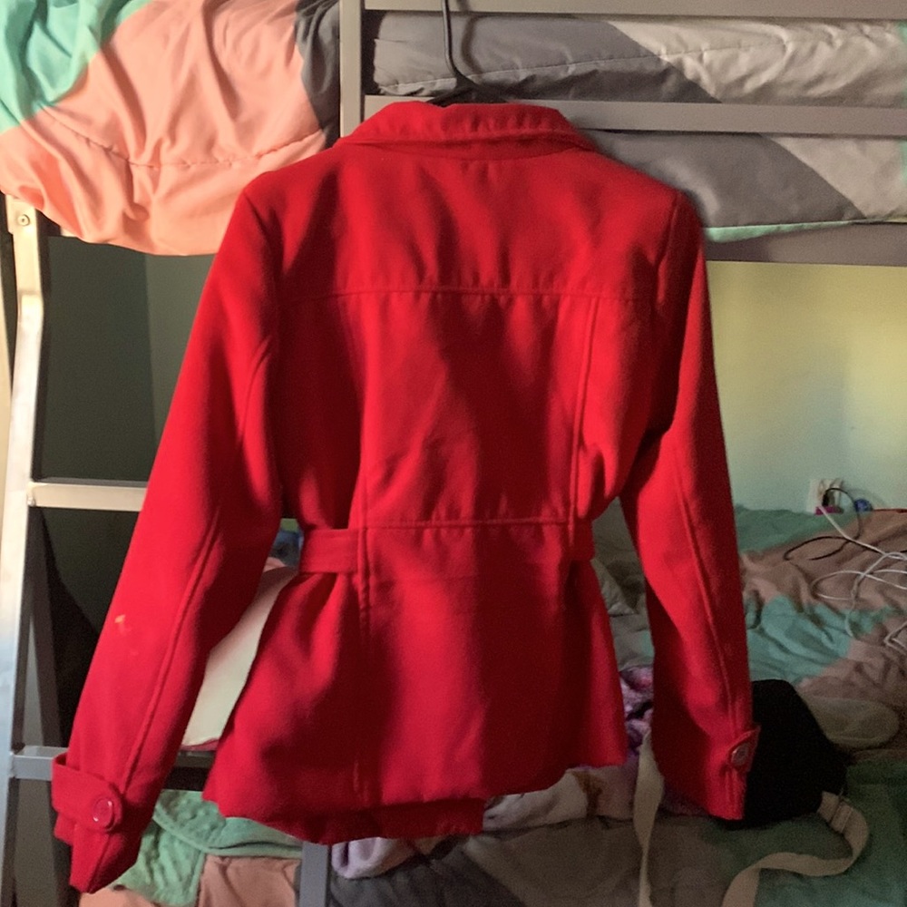 Red bongo blazer keeps you warm during the cold weather